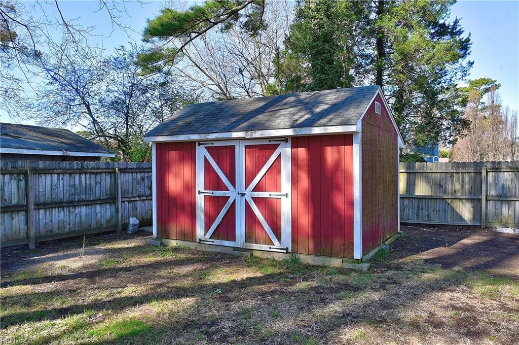 3713 Virginius Dr Property Photo 37