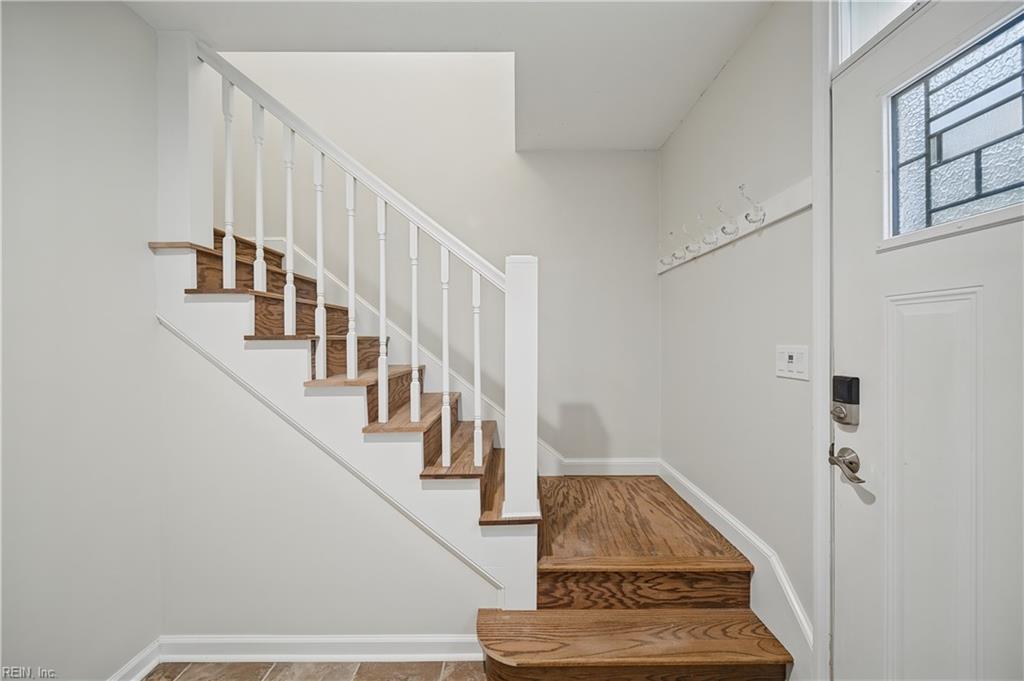 1149 Crystalwood Cir Property Photo 4