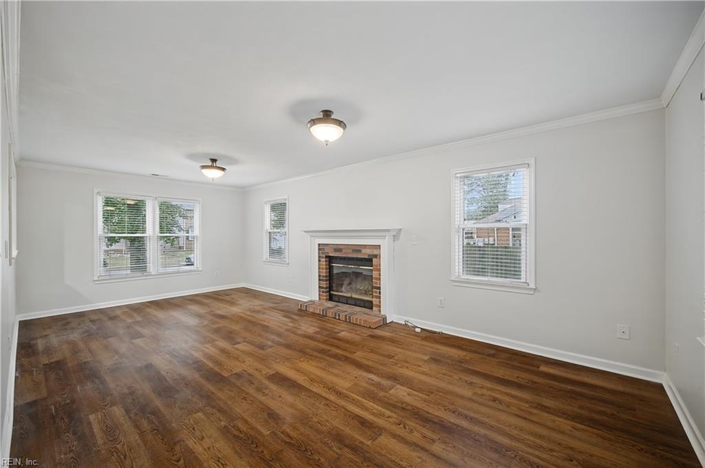 1149 Crystalwood Cir Property Photo 5