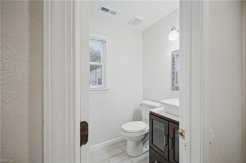 1149 Crystalwood Cir Property Photo 15