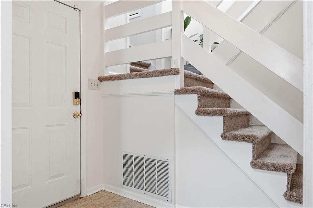 7 Sandpiper Ct Property Photo 6