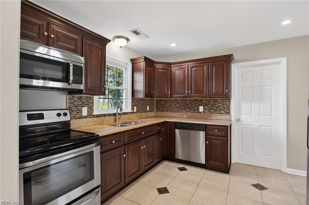 504 Tetra Ct Property Photo 10
