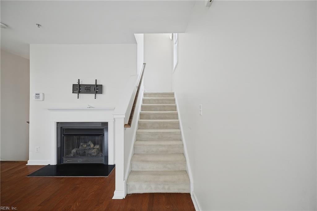 49 Miles Cary Mews Property Photo 10
