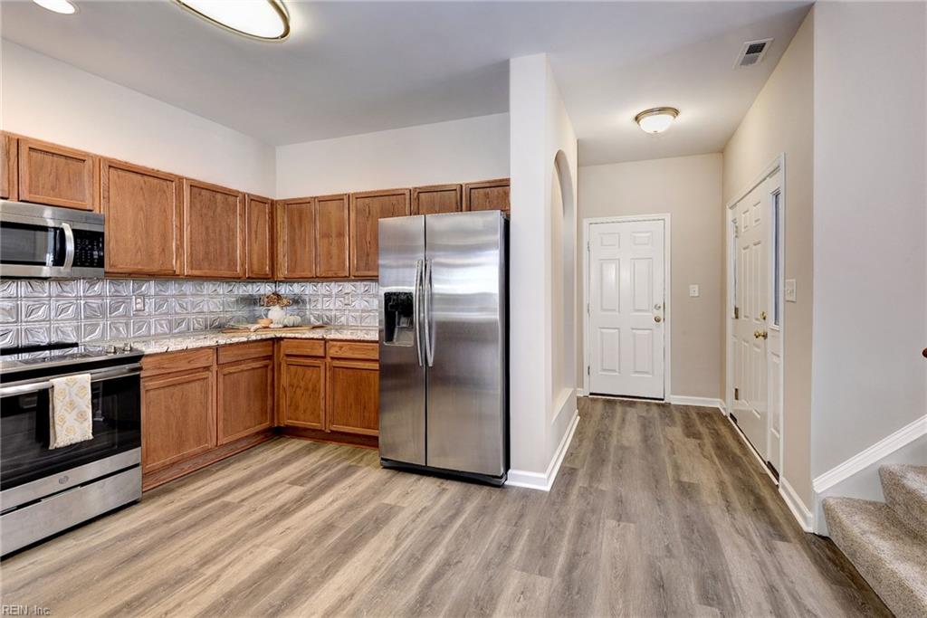 4504 Beacon Hill Dr Property Photo 9