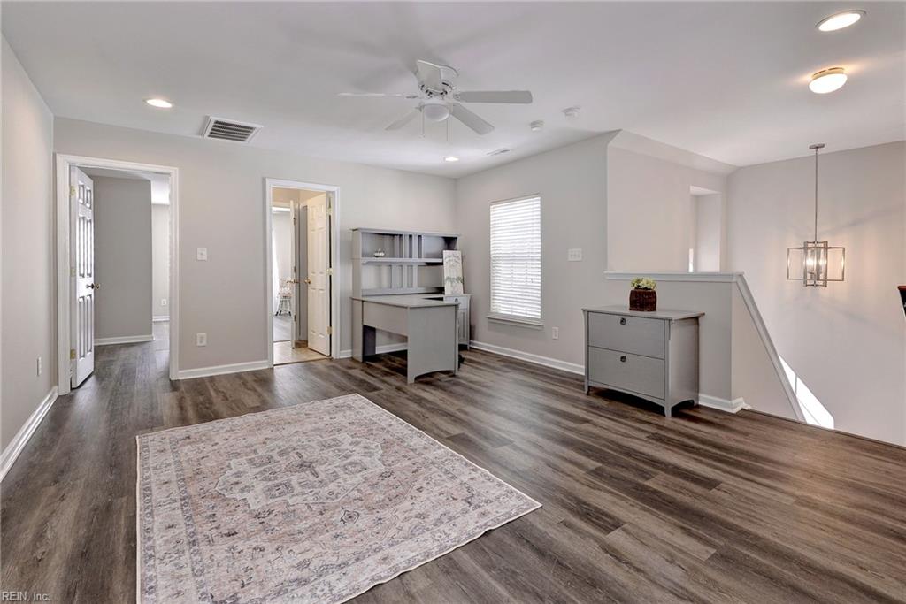 4504 Beacon Hill Dr Property Photo 17
