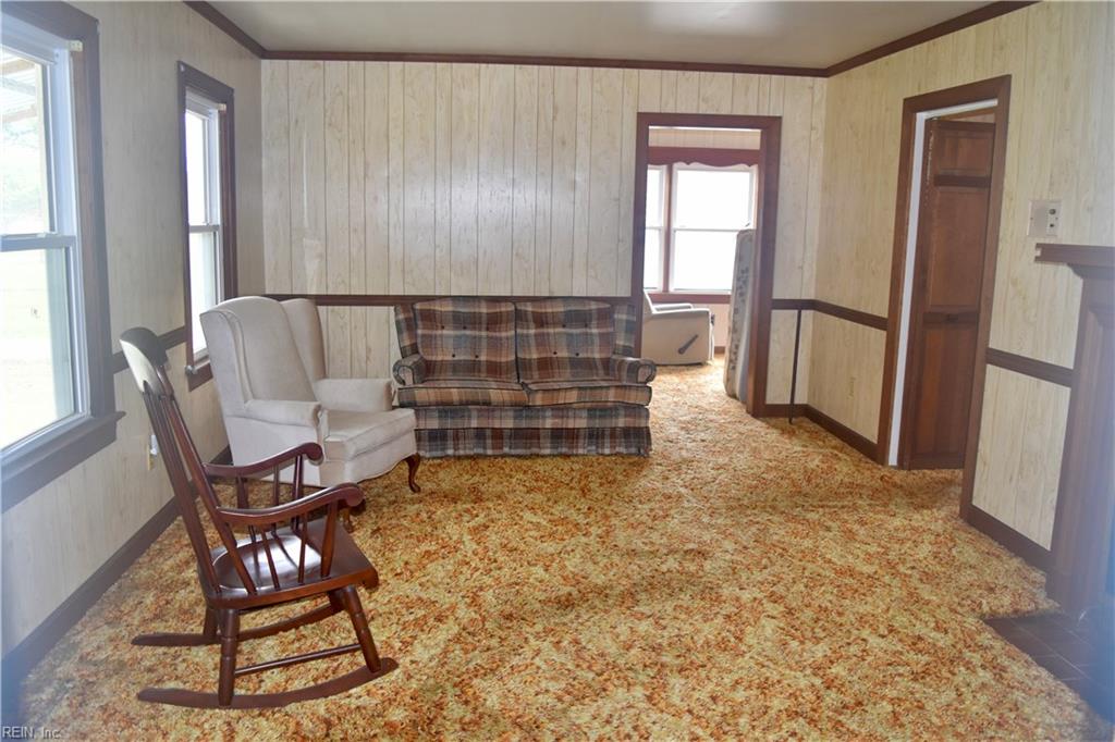 1016 Poquoson Ave Property Photo 6