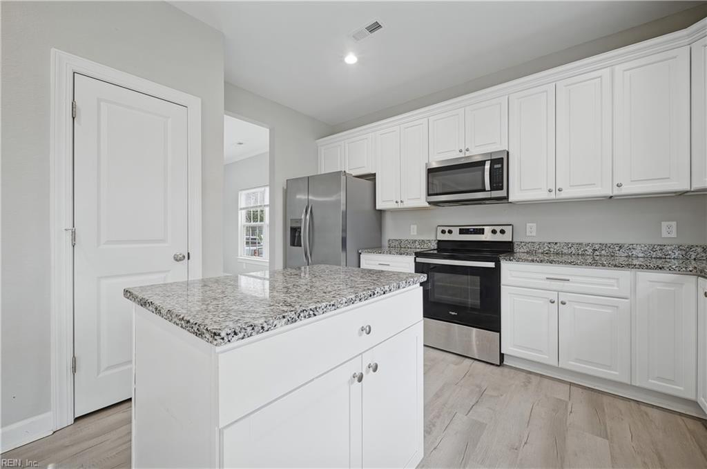 6109 Roanoke Ave Property Photo 14
