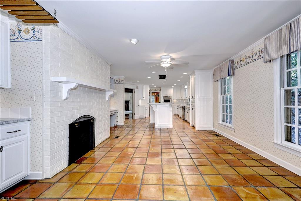 7 Bayberry Ln Property Photo 15