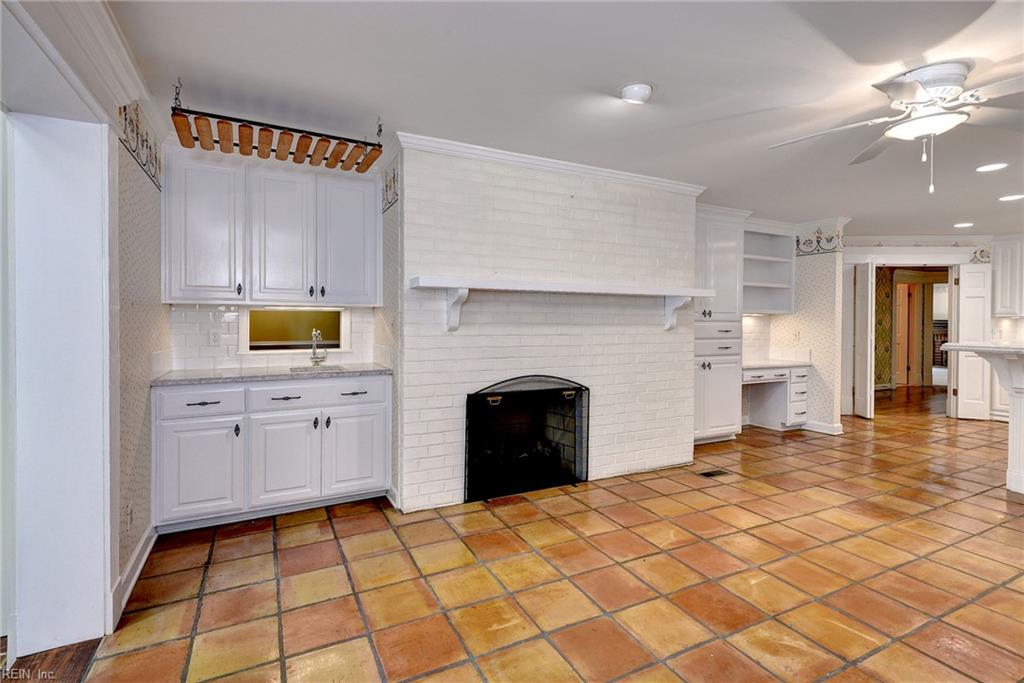 7 Bayberry Ln Property Photo 16