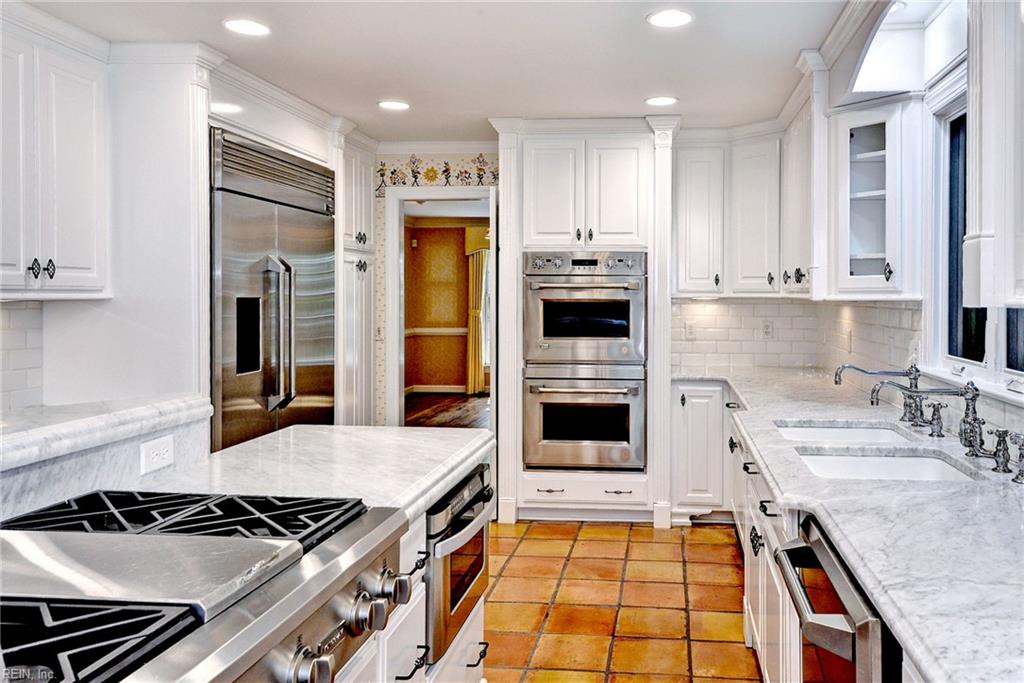 7 Bayberry Ln Property Photo 21
