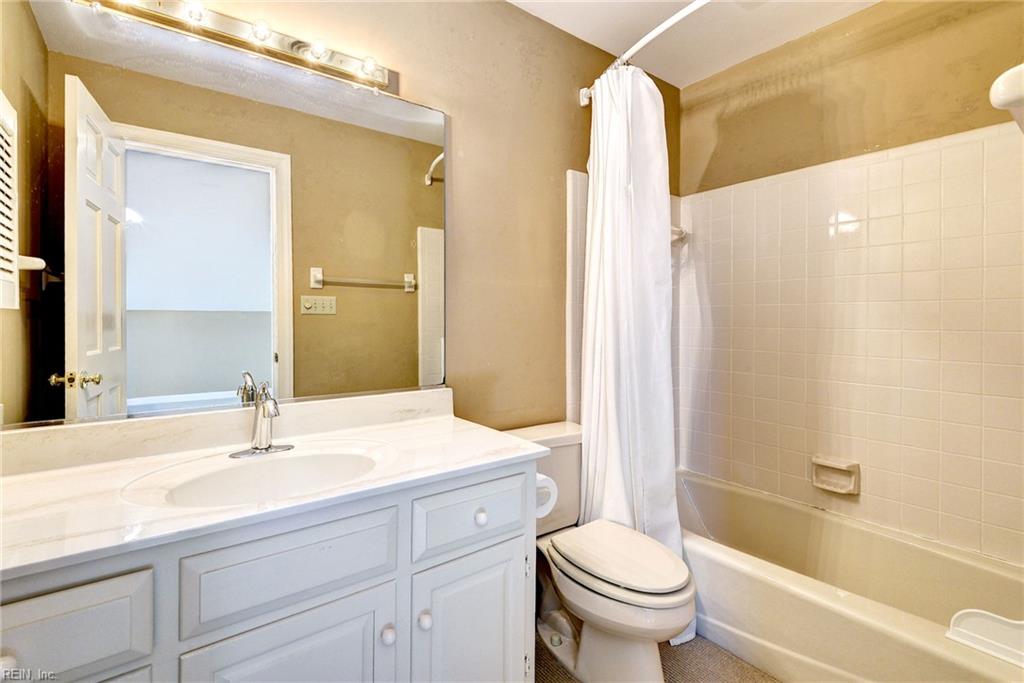 7 Bayberry Ln Property Photo 37