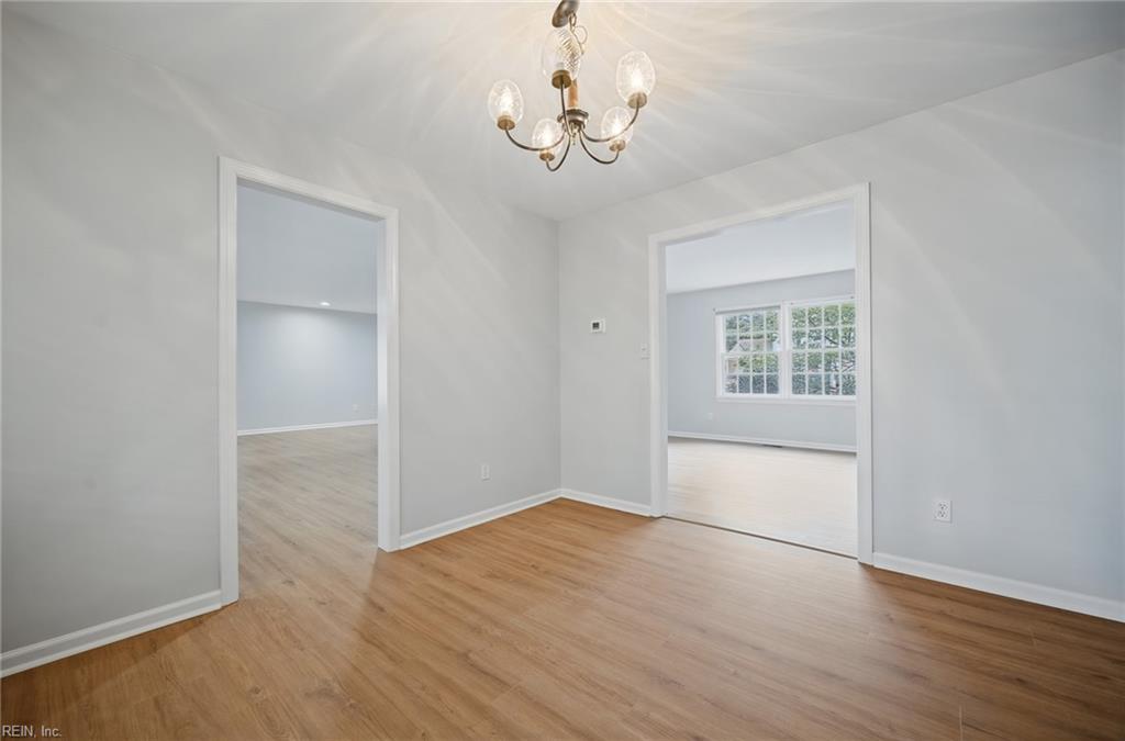 835 Isham Pl Property Photo 7