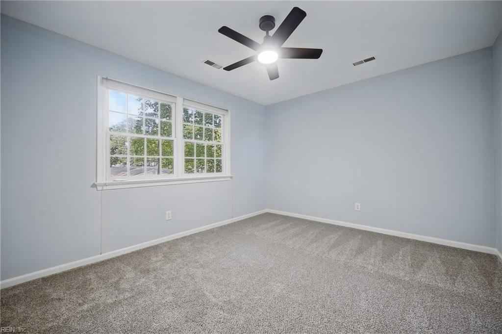 835 Isham Pl Property Photo 28