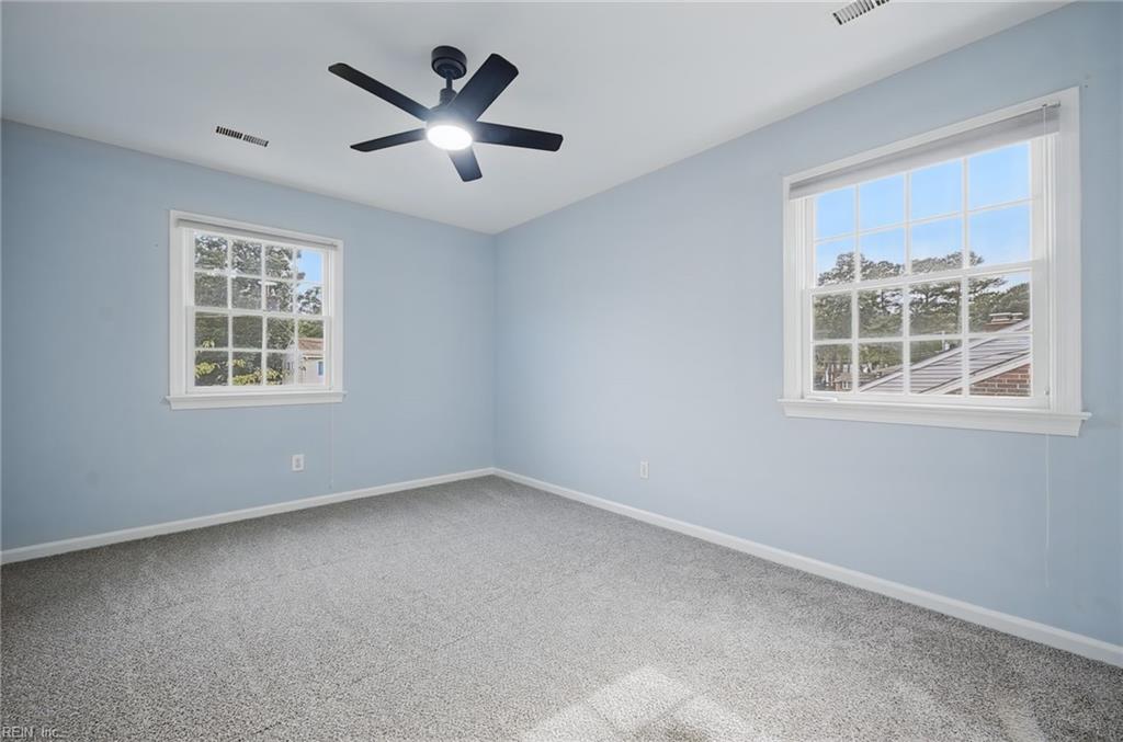 835 Isham Pl Property Photo 33