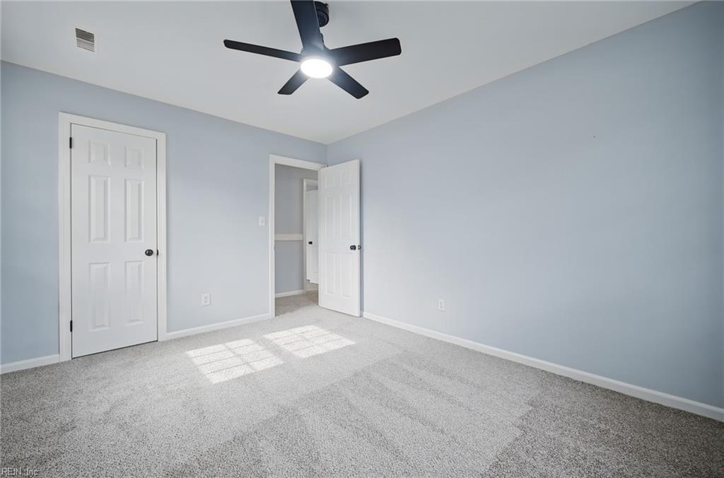835 Isham Pl Property Photo 34