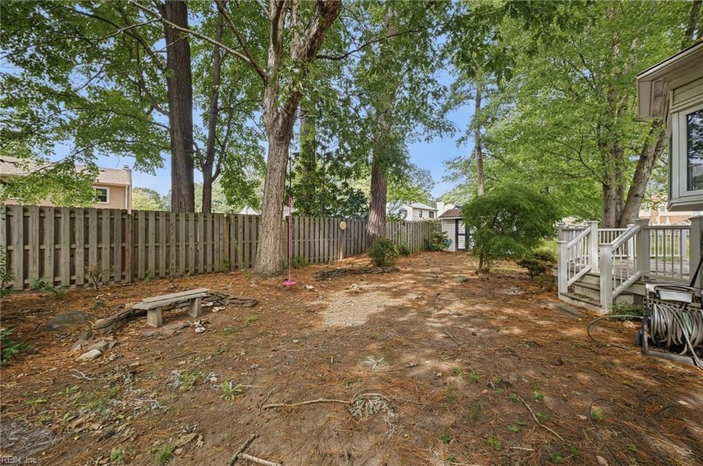 835 Isham Pl Property Photo 41