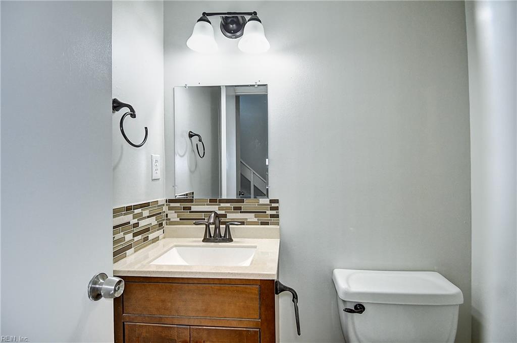 5373 Chatham Lake Dr Property Photo 10