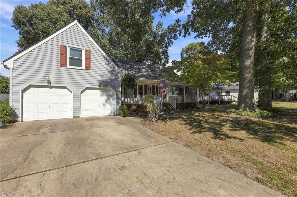 1021 Grantham Ln Property Photo 1