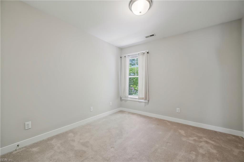 20 Village Park Ln Property Photo 20