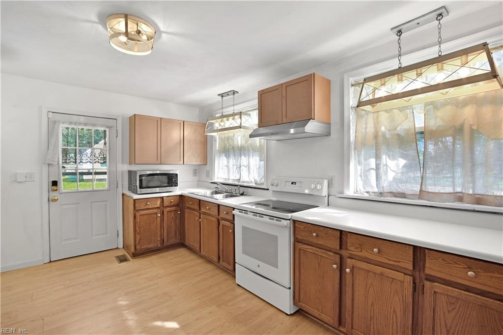 3600 Commonwealth Ave Property Photo 5