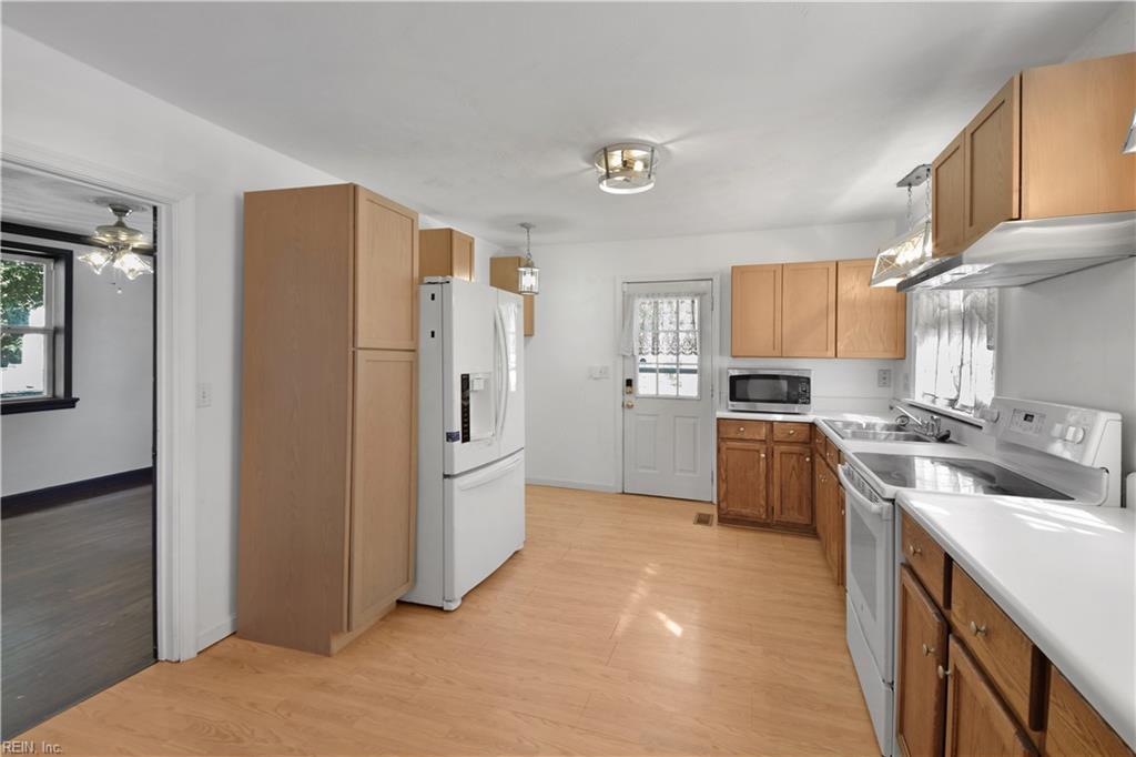 3600 Commonwealth Ave Property Photo 6