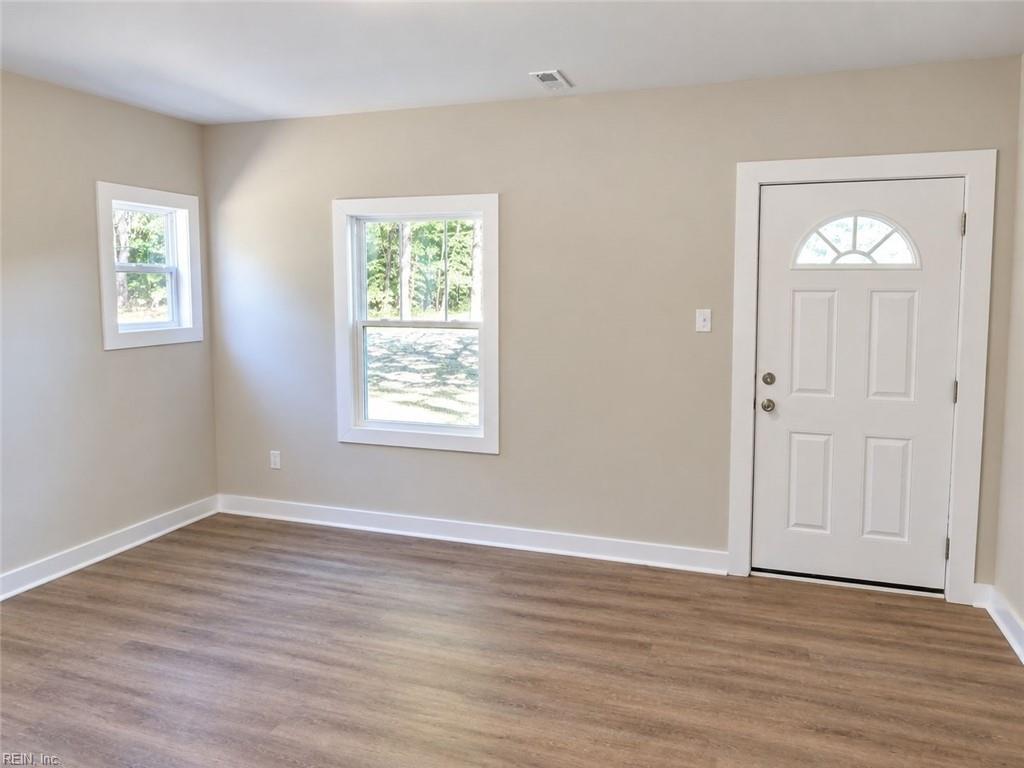 9053 Diascund Rd Property Photo 4