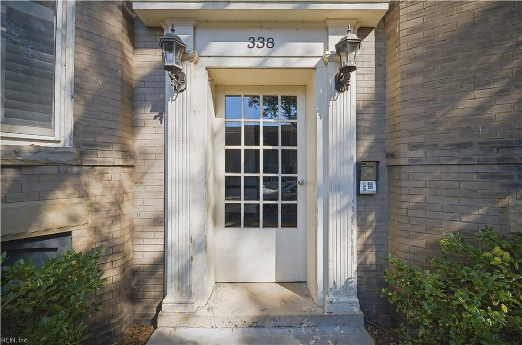 338 W Freemason St Property Photo 5