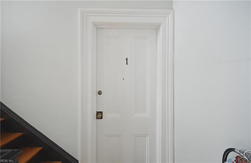 338 W Freemason St Property Photo 7