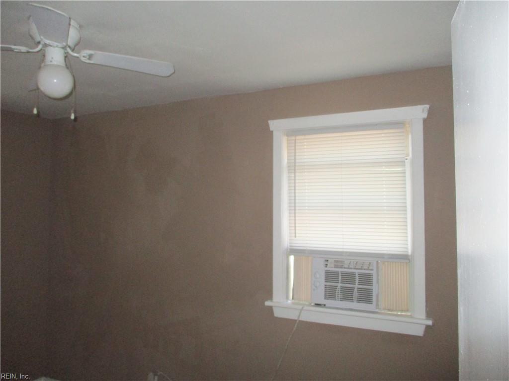 2253 Reuben St Property Photo 7