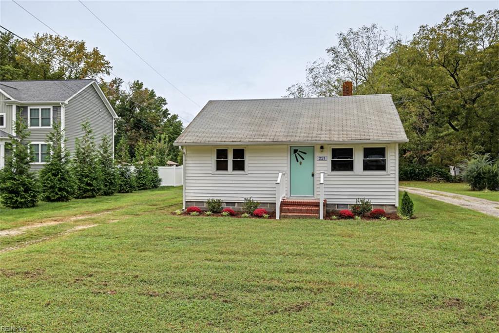221 Firby Rd Property Photo 3