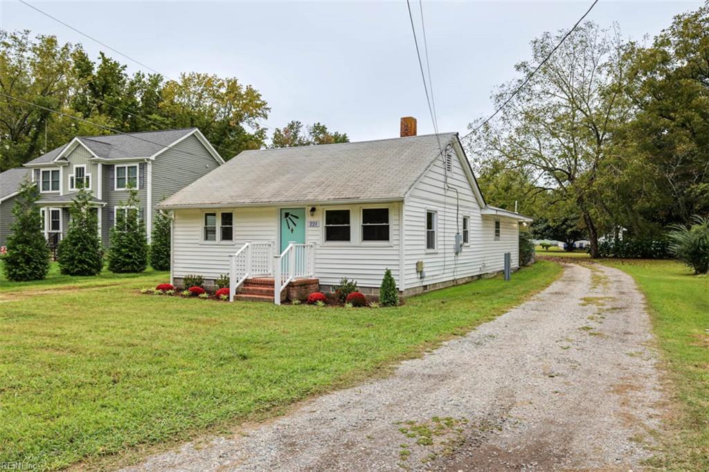 221 Firby Rd Property Photo 4