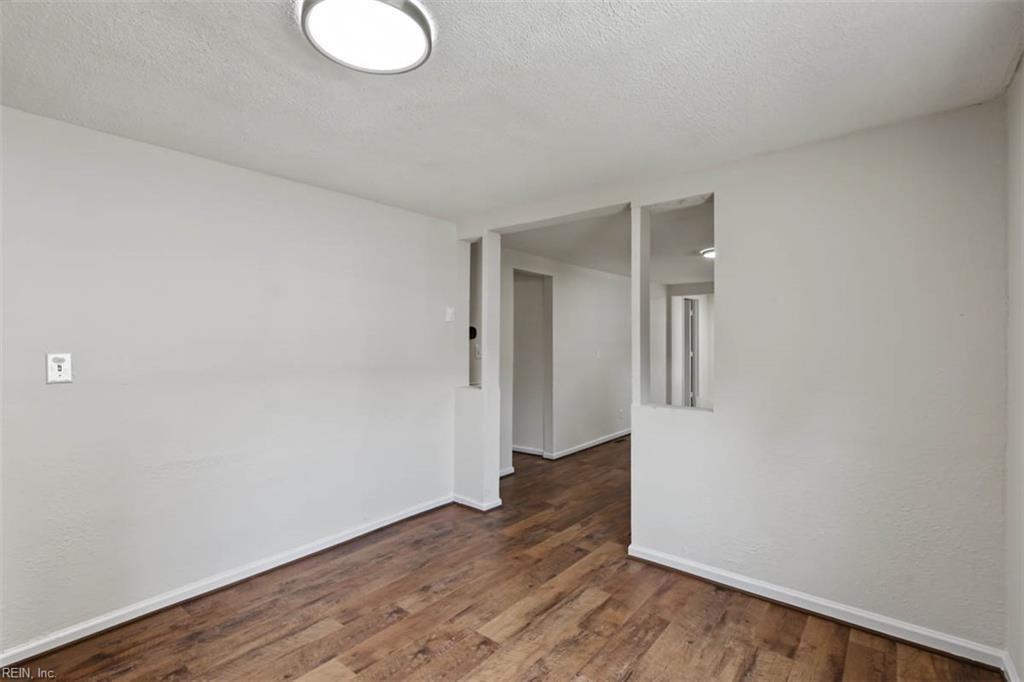 221 Firby Rd Property Photo 13