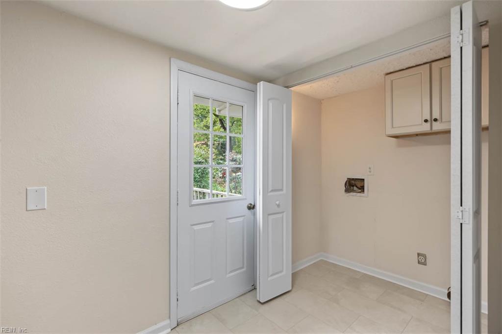 221 Firby Rd Property Photo 21