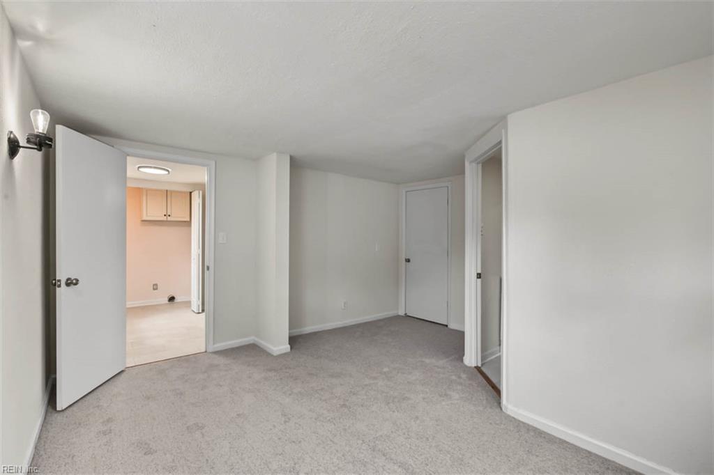 221 Firby Rd Property Photo 24