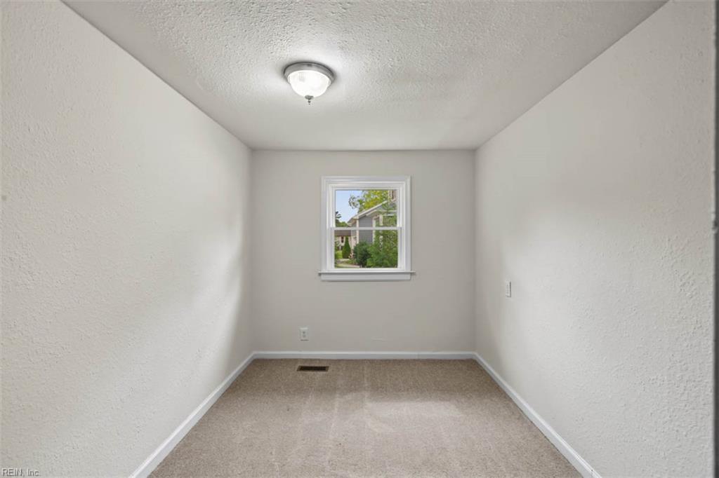 221 Firby Rd Property Photo 29