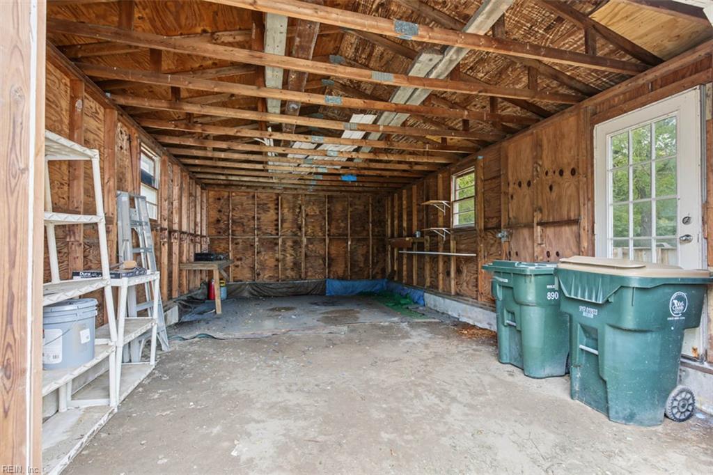 221 Firby Rd Property Photo 34