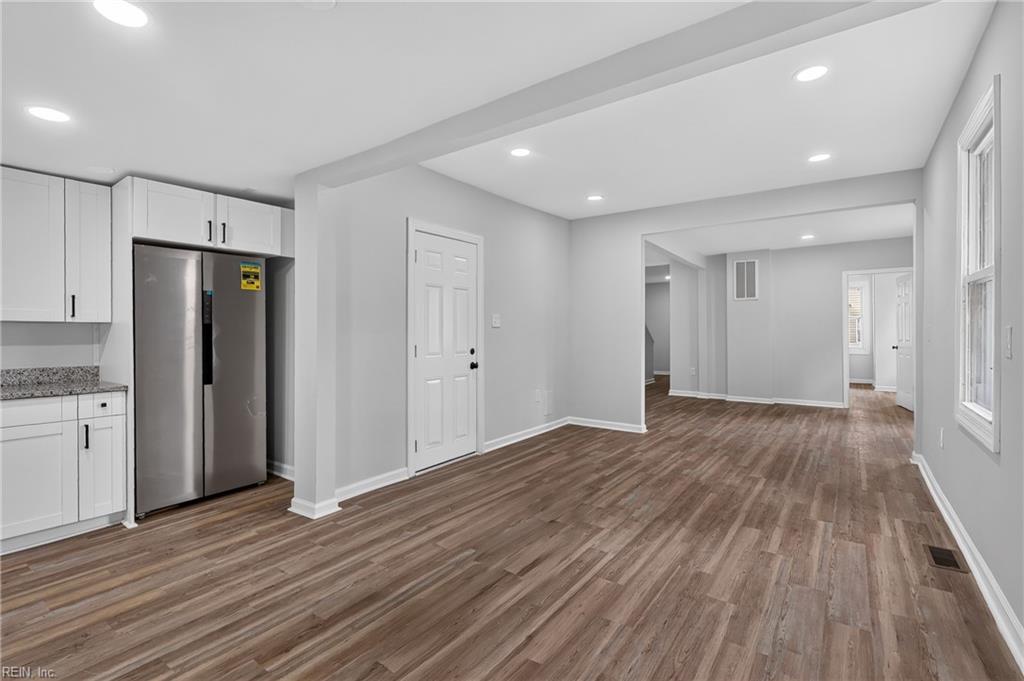 306 S Dyer St Property Photo 5