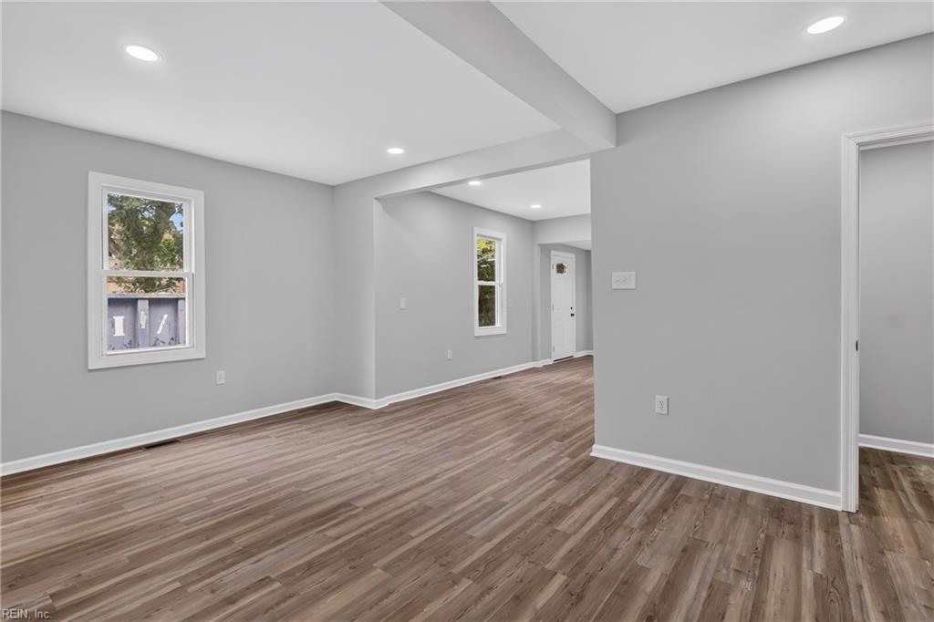 306 S Dyer St Property Photo 19