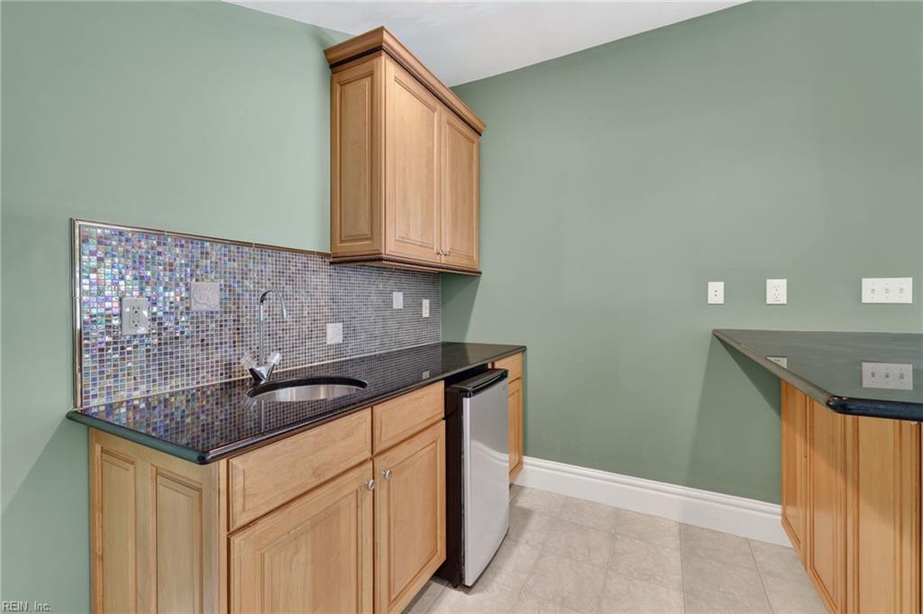 9678 25th Bay St Property Photo 35