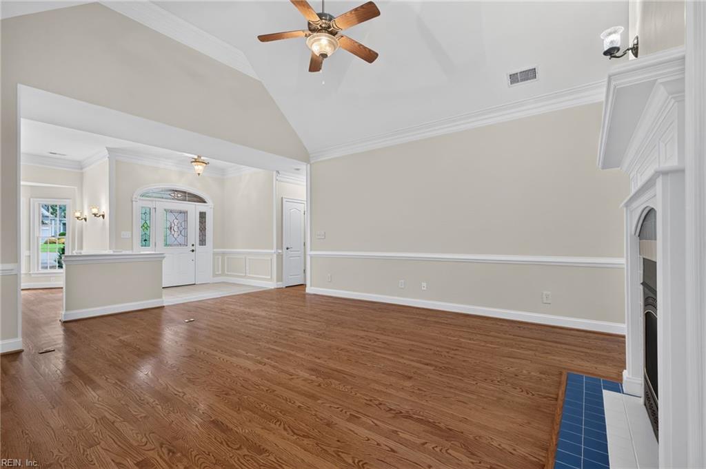 212 Castlerock Property Photo 9