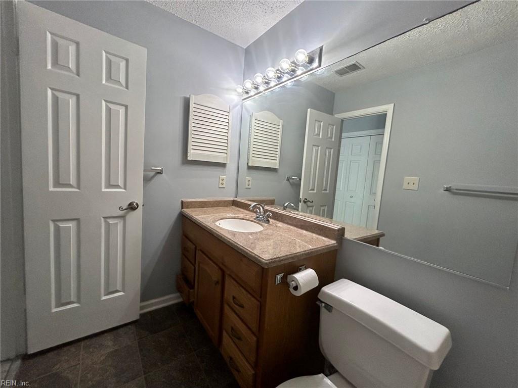 897 Gas Light Ln Property Photo 13