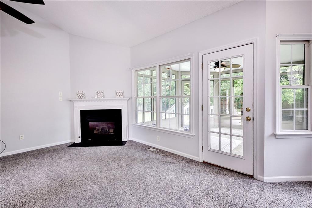3740 Cherry Walk Property Photo 8