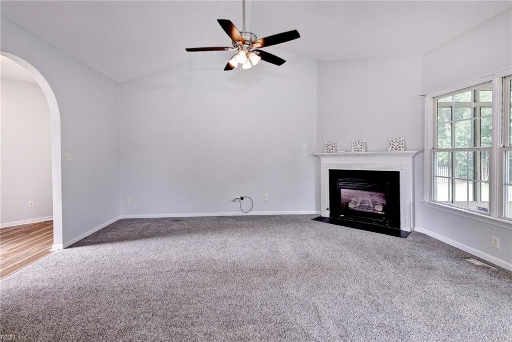 3740 Cherry Walk Property Photo 9