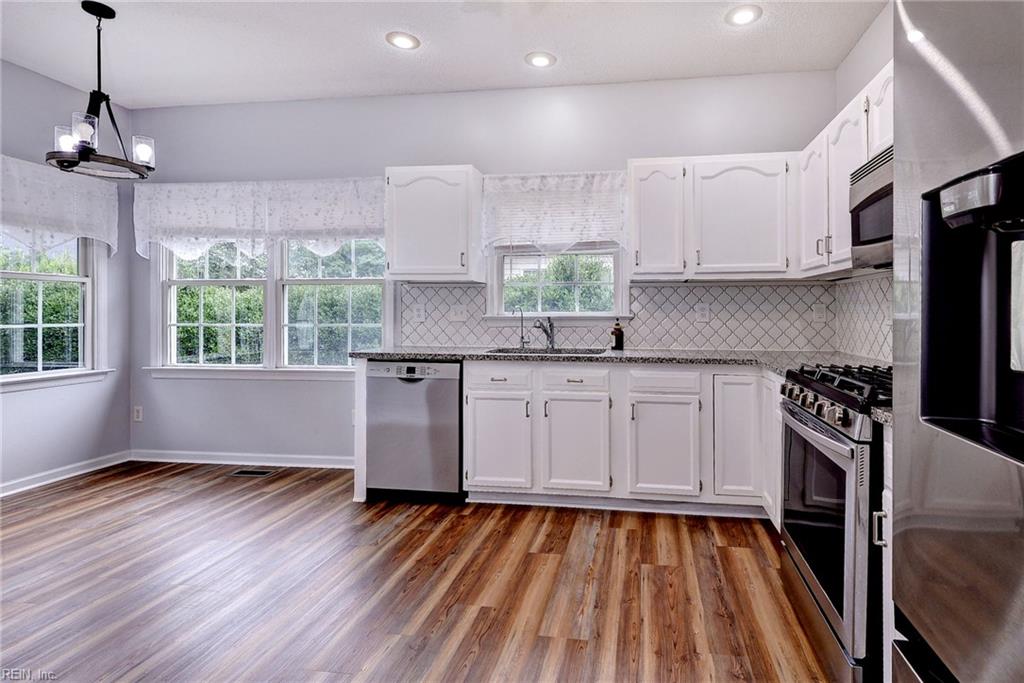 3740 Cherry Walk Property Photo 16