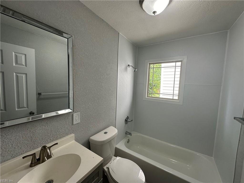 739 18th St Property Photo 19