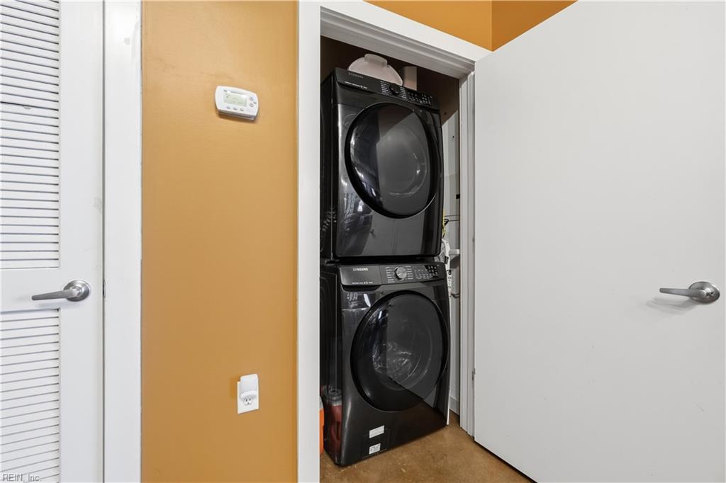 415 Saint Pauls Blvd Property Photo 22