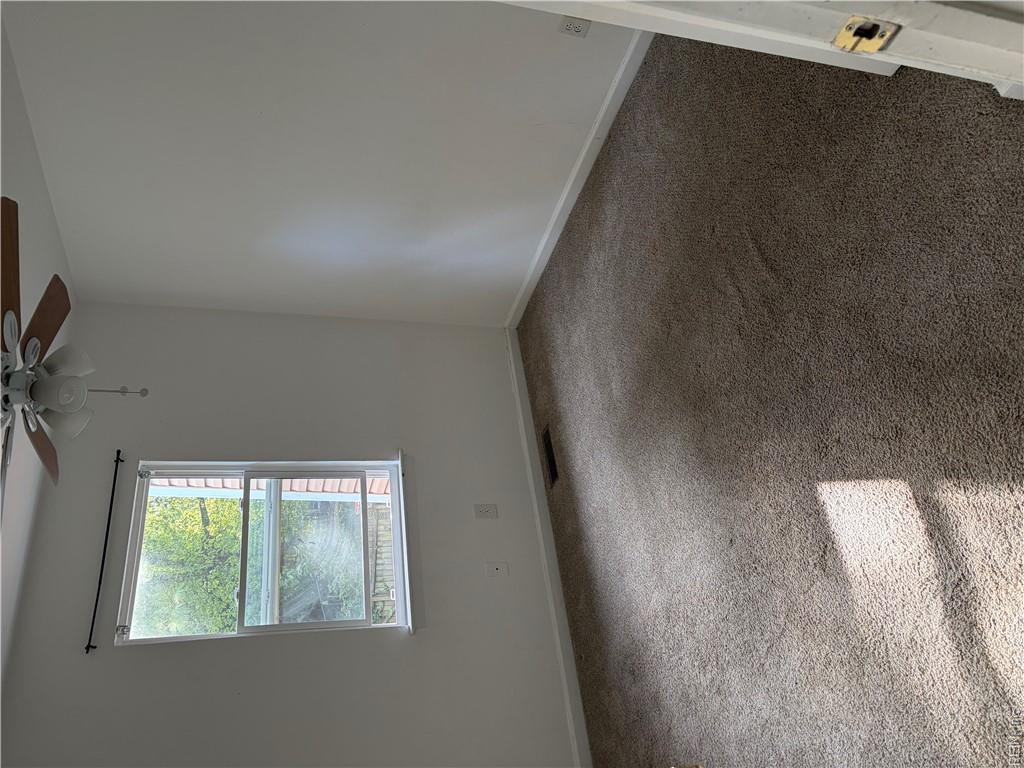 801 Grosvenor Ct S Property Photo 11