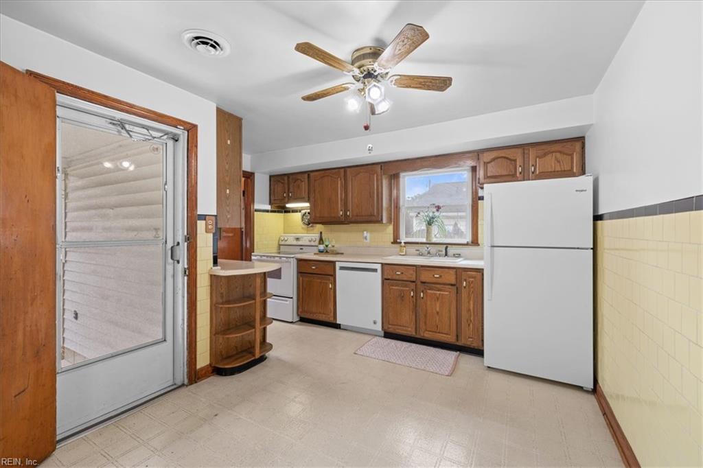 3144 Dunway St Property Photo 5