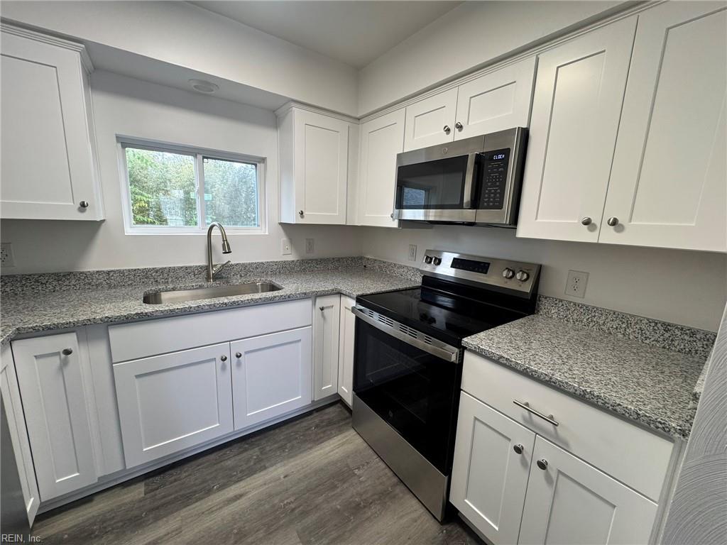 1125 Little Bay AVE Property Photo 1