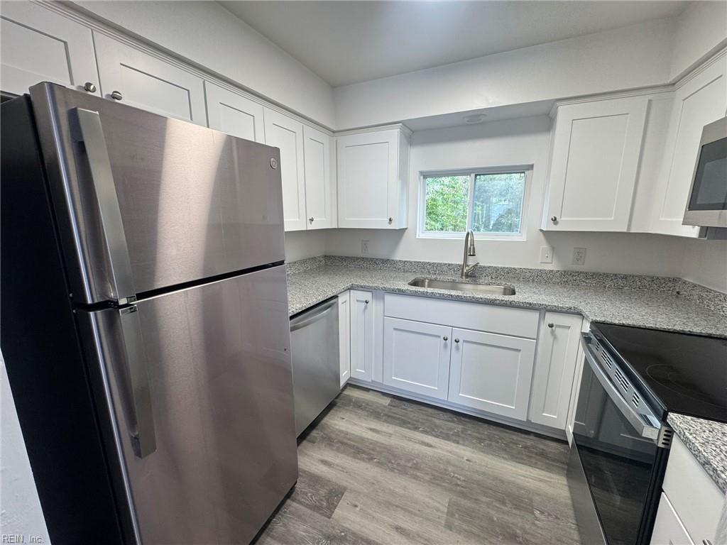 1125 Little Bay Ave Property Photo 3